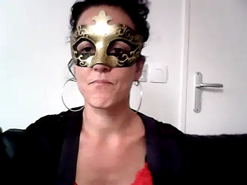 Masquegirlmysterious online show from 10-03-25, 12:24