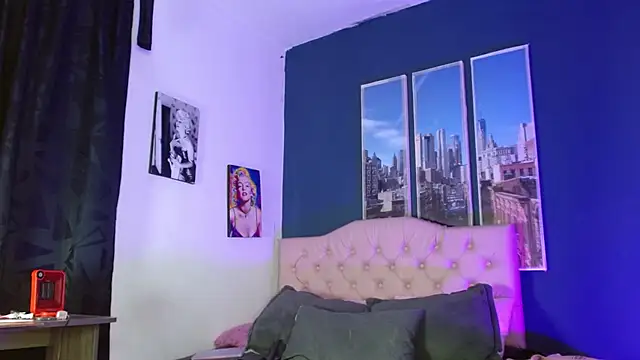 Snapshot of megan_lover chatting on 05-28-26, 01:36 megan lover online show from 05-28-26, 01:36