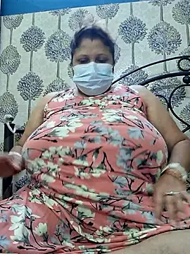 Snapshot of kunjan789 chatting on 10-11-25, 02:00 kunjan789 online show from 10-11-25, 02:00