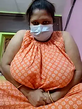 Snapshot of kunjan789 chatting on 11-15-25, 04:10 kunjan789 online show from 11-15-25, 04:10