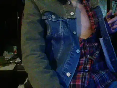 Snapshot of mrdemoncrowly chatting on 12-12-24, 09:40 mrdemoncrowly online show from 12-12-24, 09:40