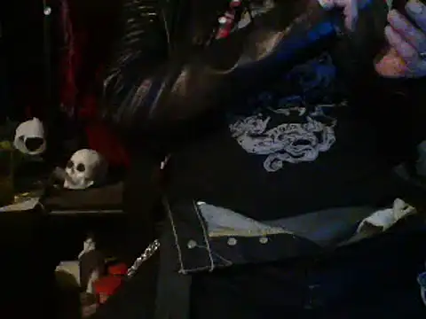 Snapshot of mrdemoncrowly chatting on 12-19-24, 11:50 mrdemoncrowly online show from 12-19-24, 11:50