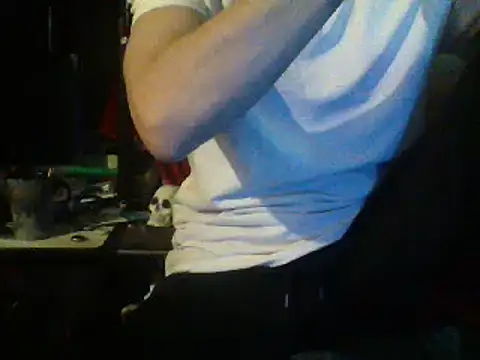 Snapshot of mrdemoncrowly chatting on 01-07-25, 04:39 mrdemoncrowly online show from 01-07-25, 04:39