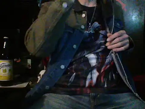 Snapshot of mrdemoncrowly chatting on 02-08-25, 08:20 mrdemoncrowly online show from 02-08-25, 08:20