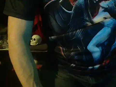 Snapshot of mrdemoncrowly chatting on 03-13-25, 11:41 mrdemoncrowly online show from 03-13-25, 11:41