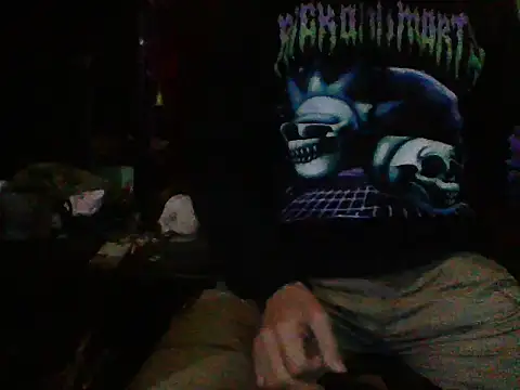 Snapshot of mrdemoncrowly chatting on 09-23-25, 04:37 mrdemoncrowly online show from 09-23-25, 04:37