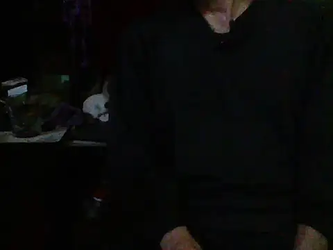 Snapshot of mrdemoncrowly chatting on 10-10-25, 04:00 mrdemoncrowly online show from 10-10-25, 04:00