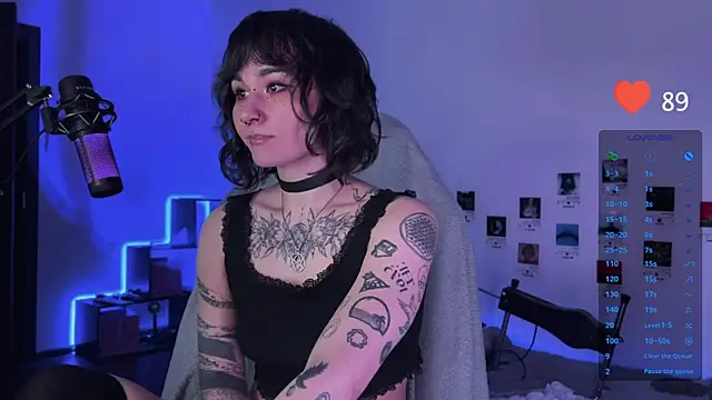 deadlysweet online show from 12-16-24, 11:18