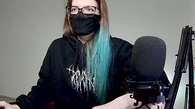 Snapshot of amber_candyfloss chatting on 01-27-25, 01:48 amber candyfloss online show from 01-27-25, 01:48