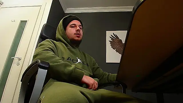 Snapshot of JoshKnights chatting on 01-20-25, 05:37 JoshKnights online show from 01-20-25, 05:37