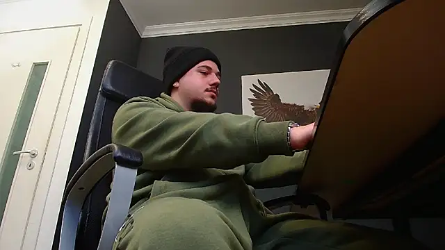 Snapshot of JoshKnights chatting on 01-23-25, 09:08 JoshKnights online show from 01-23-25, 09:08