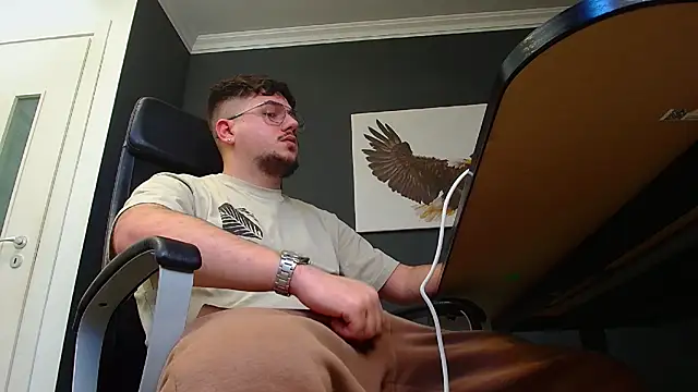 Snapshot of JoshKnights chatting on 01-27-25, 11:32 JoshKnights online show from 01-27-25, 11:32