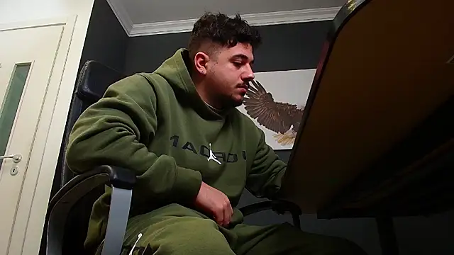 Snapshot of JoshKnights chatting on 02-03-25, 06:24 JoshKnights online show from 02-03-25, 06:24