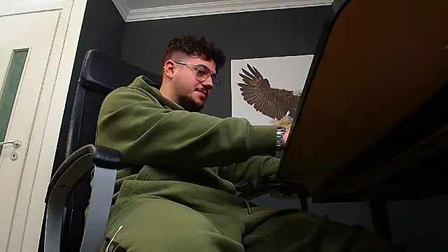 Snapshot of JoshKnights chatting on 02-03-25, 09:30 JoshKnights online show from 02-03-25, 09:30