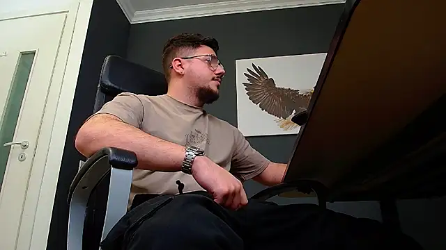 Snapshot of JoshKnights chatting on 02-05-25, 09:15 JoshKnights online show from 02-05-25, 09:15