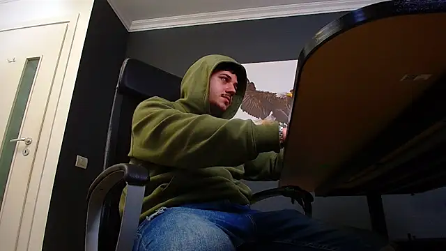 Snapshot of JoshKnights chatting on 03-01-25, 05:42 JoshKnights online show from 03-01-25, 05:42