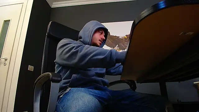 Snapshot of JoshKnights chatting on 03-06-25, 05:14 JoshKnights online show from 03-06-25, 05:14