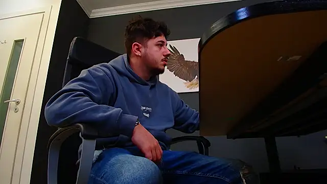 Snapshot of JoshKnights chatting on 03-15-25, 05:52 JoshKnights online show from 03-15-25, 05:52