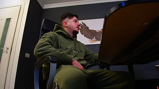 Snapshot of JoshKnights chatting on 03-20-25, 05:35 JoshKnights online show from 03-20-25, 05:35