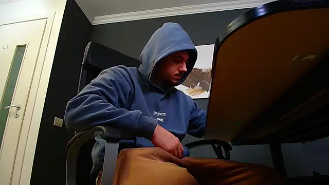 Snapshot of JoshKnights chatting on 03-23-25, 05:32 JoshKnights online show from 03-23-25, 05:32