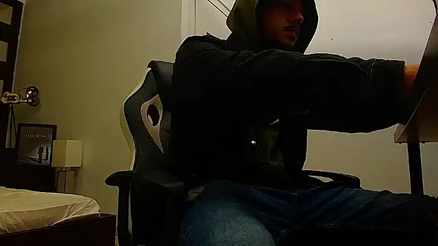 Snapshot of JoshKnights chatting on 09-29-25, 05:01 JoshKnights online show from 09-29-25, 05:01