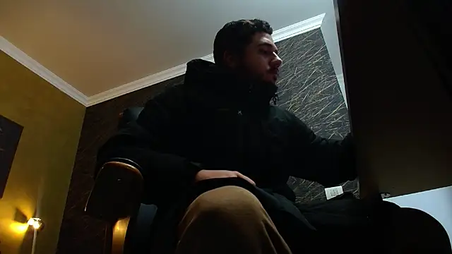 Snapshot of JoshKnights chatting on 11-18-25, 05:56 JoshKnights online show from 11-18-25, 05:56