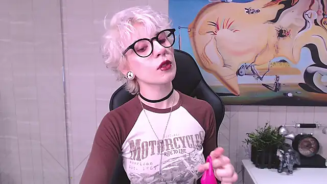  Moonlight t online show from 01-16-25, 05:32