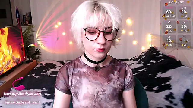  Moonlight t online show from 11-25-25, 08:14