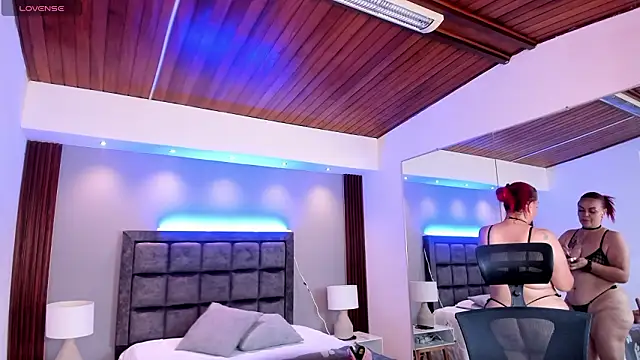 victoria mooree online show from 02-04-26, 05:08