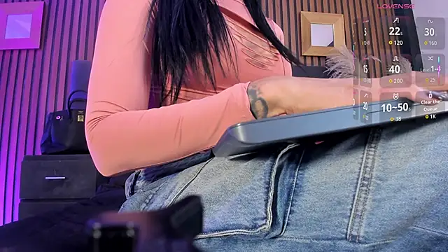 MeganFoxxi  online show from 06-10-26, 08:52
