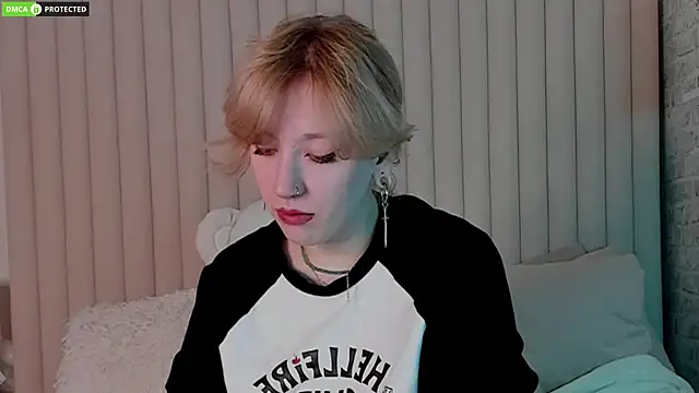 RachelCart online show from 11-18-25, 03:12