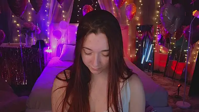 Snapshot of YasmineWest chatting on 02-12-26, 08:09 YasmineWest online show from 02-12-26, 08:09