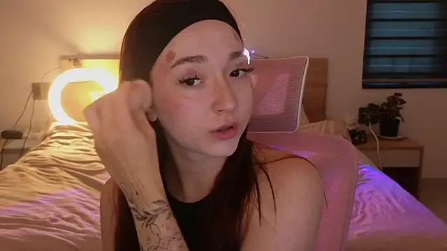 YasmineWest online show from 05-31-26, 10:11