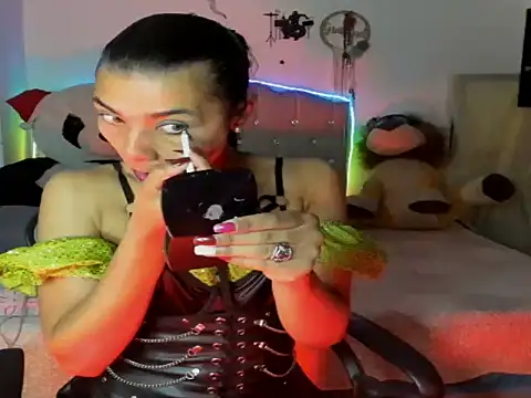 Lilithsabeth online show from 12-20-25, 12:07