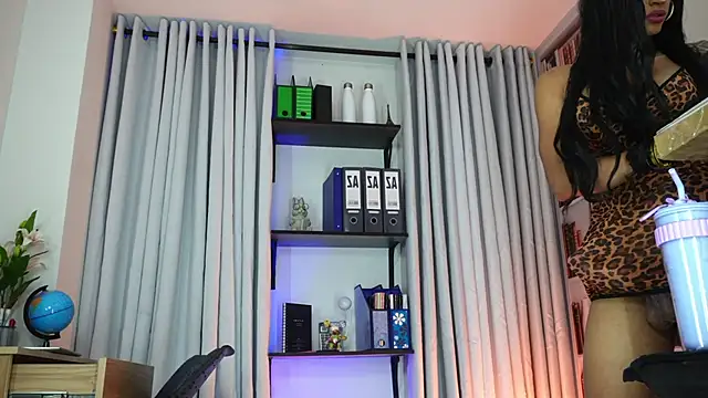  Crystal evains online show from 04-18-26, 03:27