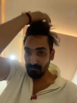 hornyguy271192 online show from 02-05-26, 06:01