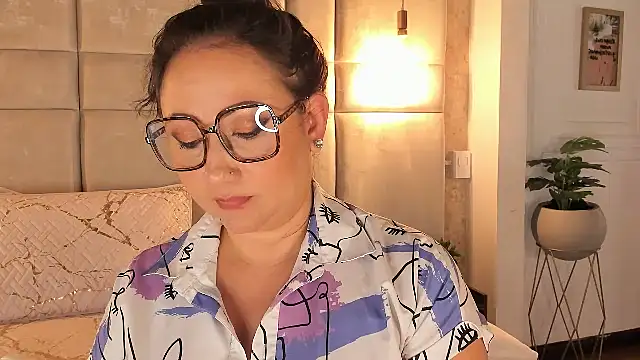 Victoria-Harper online show from 01-30-25, 06:00