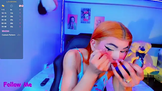 Jessica smith 1 online show from 06-19-26, 03:11