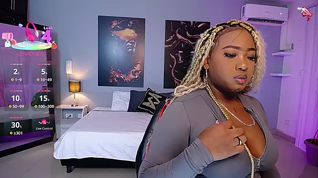 JasmineCampbell  online show from 02-11-26, 01:38