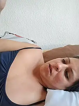 LucifernandaSw online show from 01-13-25, 06:49