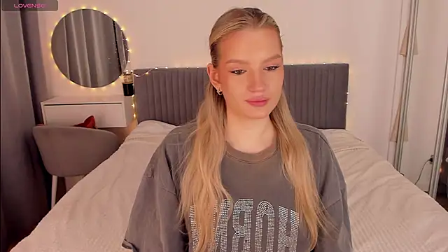 CassieRayss online show from 03-01-26, 10:39