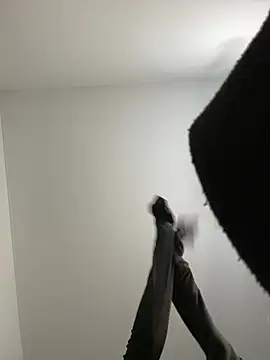 hotAssHell  online show from 12-08-24, 05:07