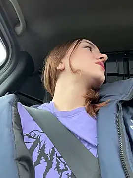 hotAssHell  online show from 12-08-24, 08:30