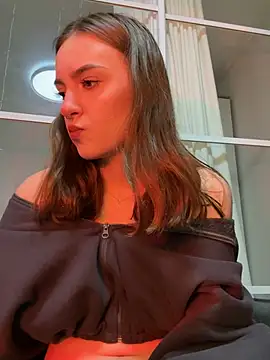 hotAssHell  online show from 03-05-25, 08:42