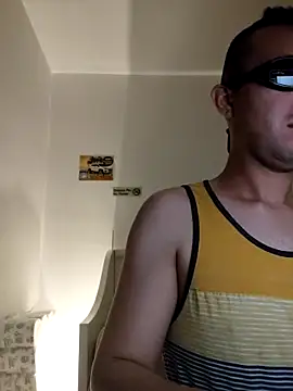 Snapshot of Yeye25199 chatting on 03-02-25, 06:05 Yeye25199 online show from 03-02-25, 06:05