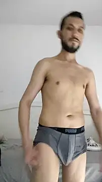 Snapshot of Yeye25199 chatting on 11-07-25, 12:32 Yeye25199 online show from 11-07-25, 12:32