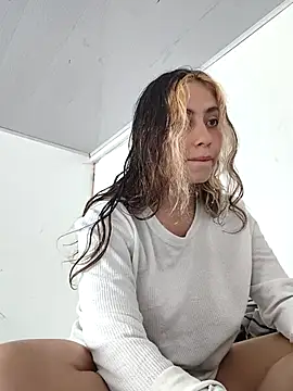 Snapshot of Liherz chatting on 05-18-26, 05:08 Liherz online show from 05-18-26, 05:08