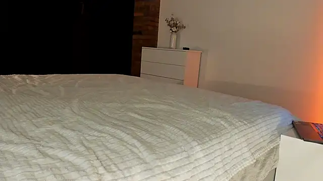 Rachel Rey online show from 10-29-25, 06:31