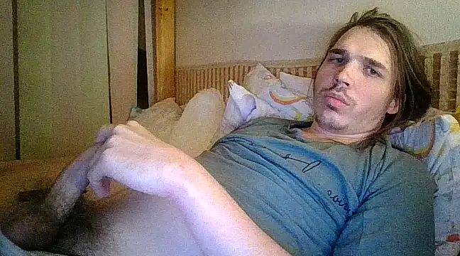 Snapshot of Davideksexy chatting on 01-16-25, 06:37 Davideksexy online show from 01-16-25, 06:37