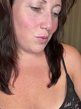 Snapshot of xsexycurvymilf chatting on 12-05-24, 07:06 xsexycurvymilf online show from 12-05-24, 07:06